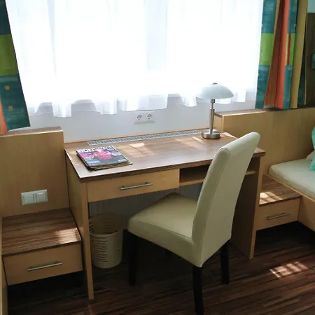 Fruhstuckspension Paradiesgartl Amstetten