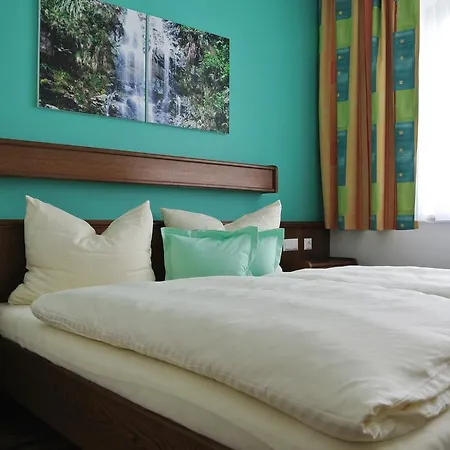 Vendégház Fruehstueckspension Paradiesgartl 3*