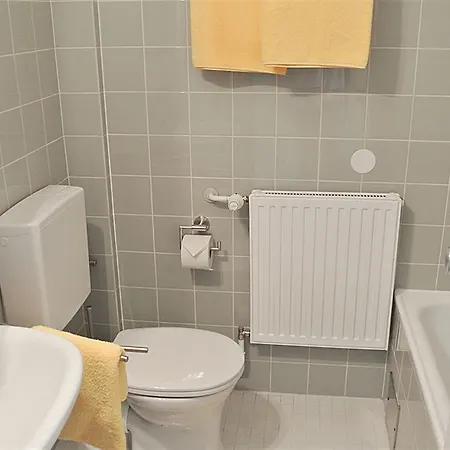 Vendégház Fruehstueckspension Paradiesgartl
