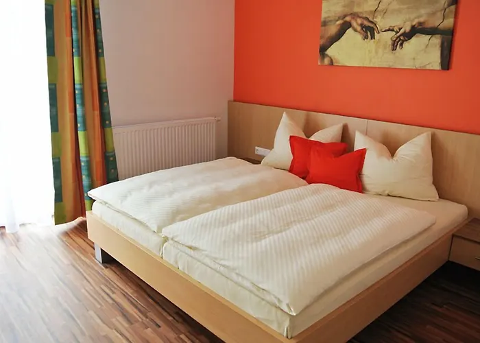 Fruehstueckspension Paradiesgartl 3*