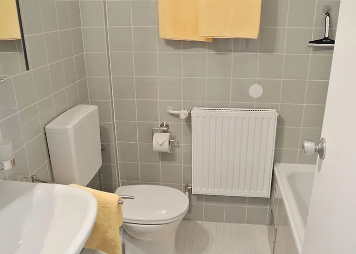 Fruehstueckspension Paradiesgartl בית הארחה אמשטטן