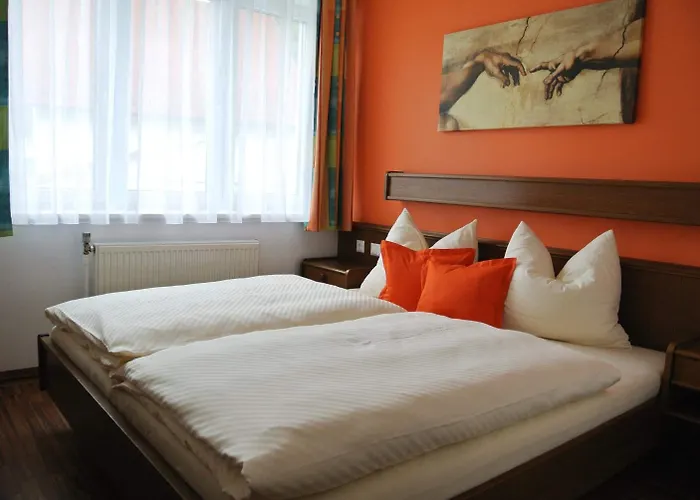 Fruehstueckspension Paradiesgartl בית הארחה אמשטטן