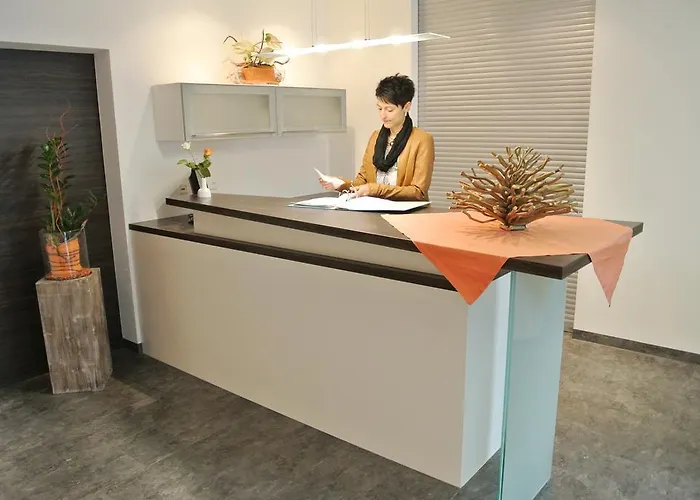 בית הארחה Fruehstueckspension Paradiesgartl אמשטטן