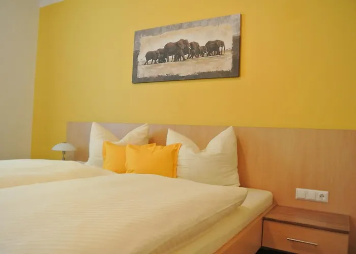 Fruehstueckspension Paradiesgartl אמשטטן